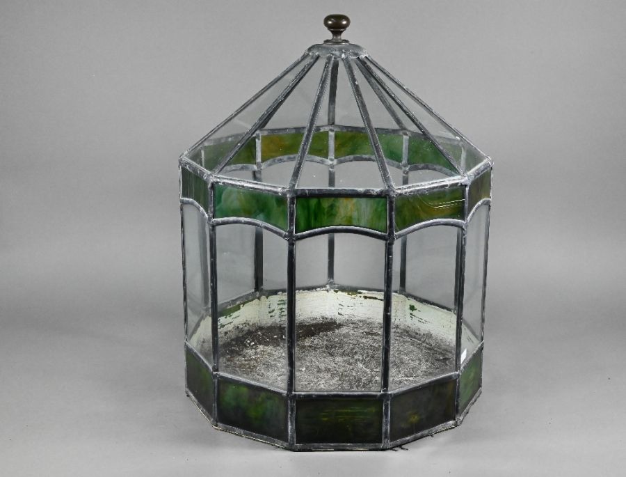 A vintage leaded glass terrarium with green marbled panels - Image 2 of 5