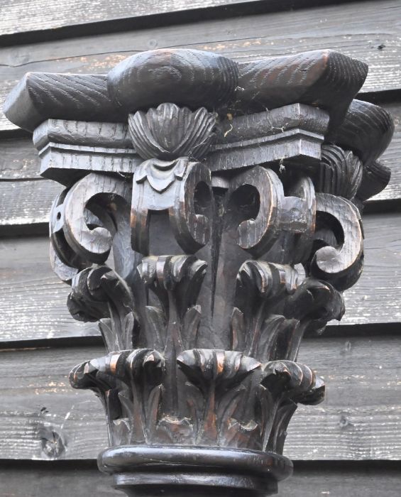 An antique carved solomonic style vine leaf design column - Image 5 of 5