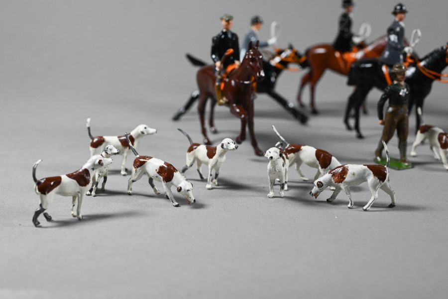 A Britain's die-cast fox-hunt set - Image 4 of 9