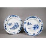 A pair of Chinese Qianlong period blue and white landscape plates, Qing dynasty