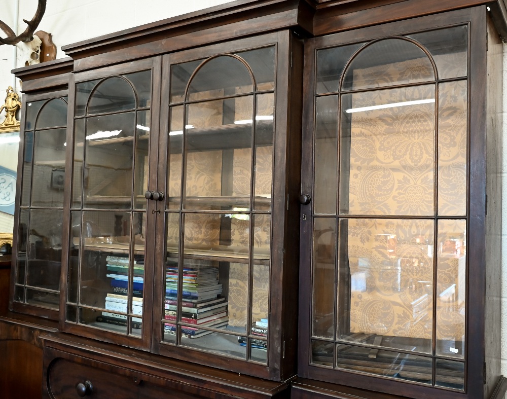 A 19th century mahogany breakfront library secretaire bookcase, prov.: Avington Park, Hampshire, - Image 4 of 5