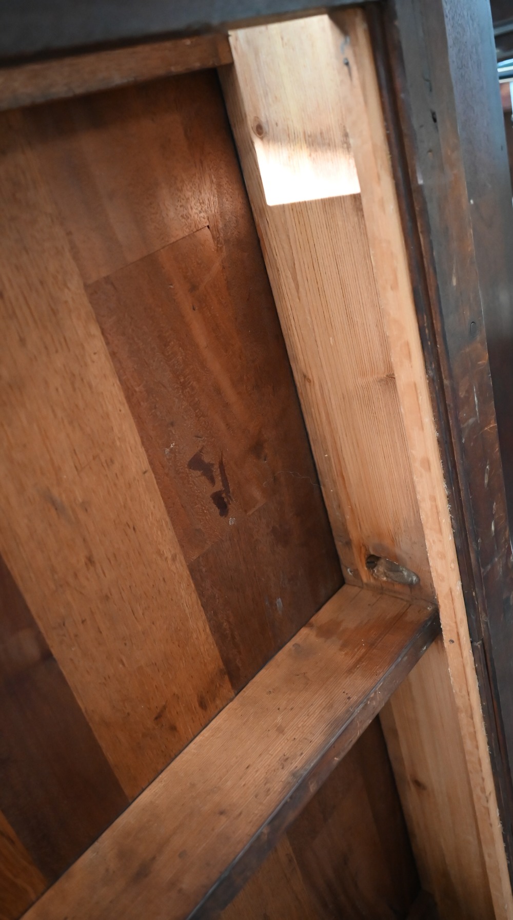 A 19th century two-drawer mahogany Pembroke table with coromandel cross-banding, drop leaf top - Image 8 of 9