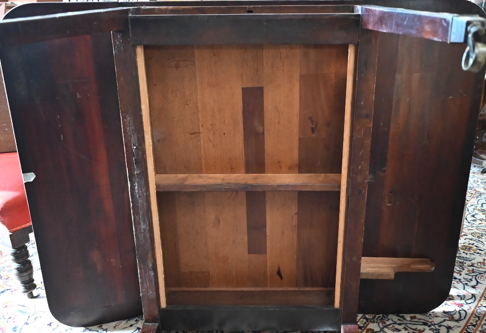 A 19th century two-drawer mahogany Pembroke table with coromandel cross-banding, drop leaf top - Image 7 of 9