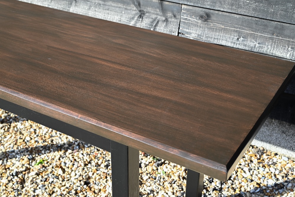 A modern stained hardwood console table, 188 cm wide x 62 cm deep x 75 cm high - Image 3 of 3