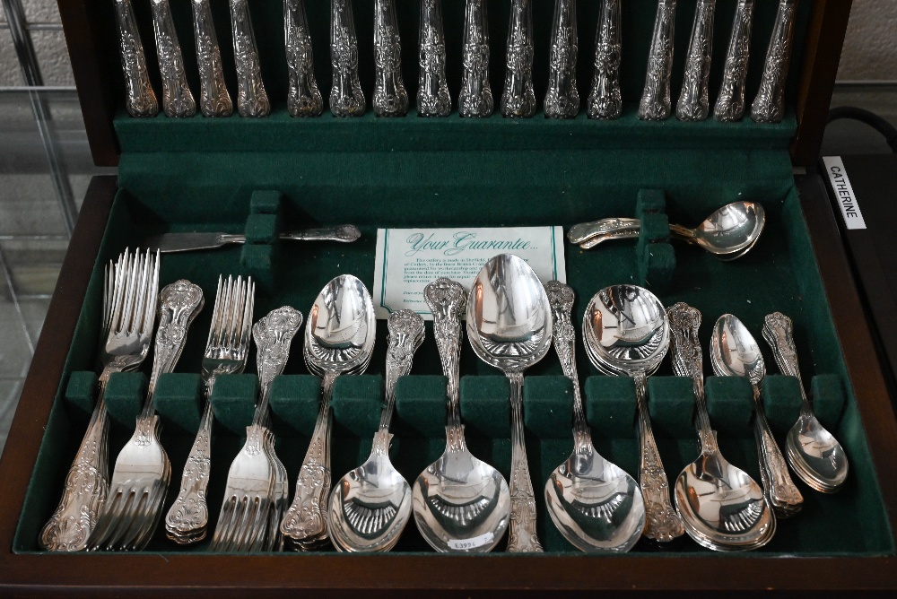 Canteen of epns Kings pattern flatware and cutlery for eight settings (little used) - Image 2 of 2