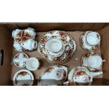 Royal Albert Old Country Roses tea set including teapot (28 pieces including covers)