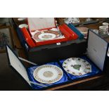 Eight boxed Spode commemorative plates (box)