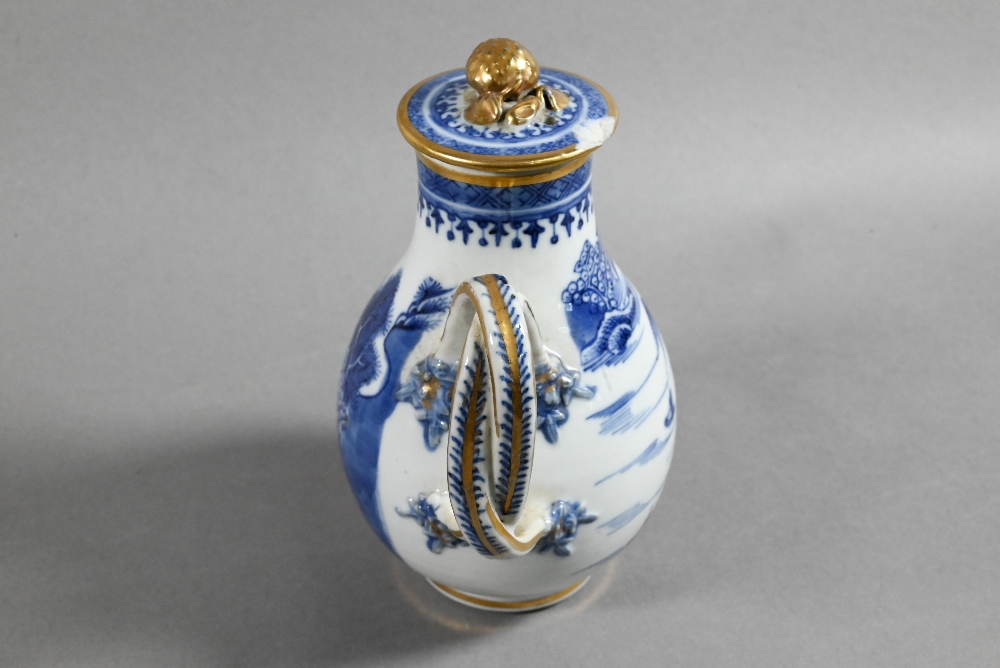 An 18th century Chinese export blue and white sparrow-beak jug and cover with moulded pomegranate - Image 9 of 17