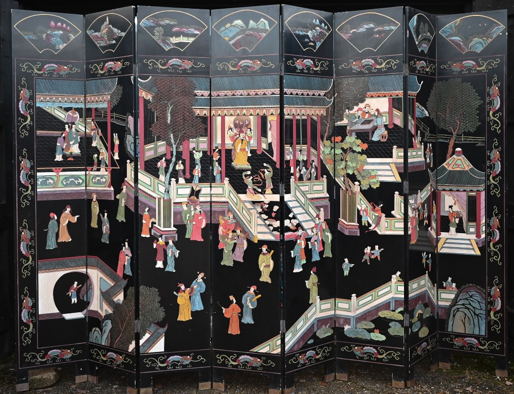 A substantial early 20th century Chinese eight-panel folding screen - Image 4 of 8