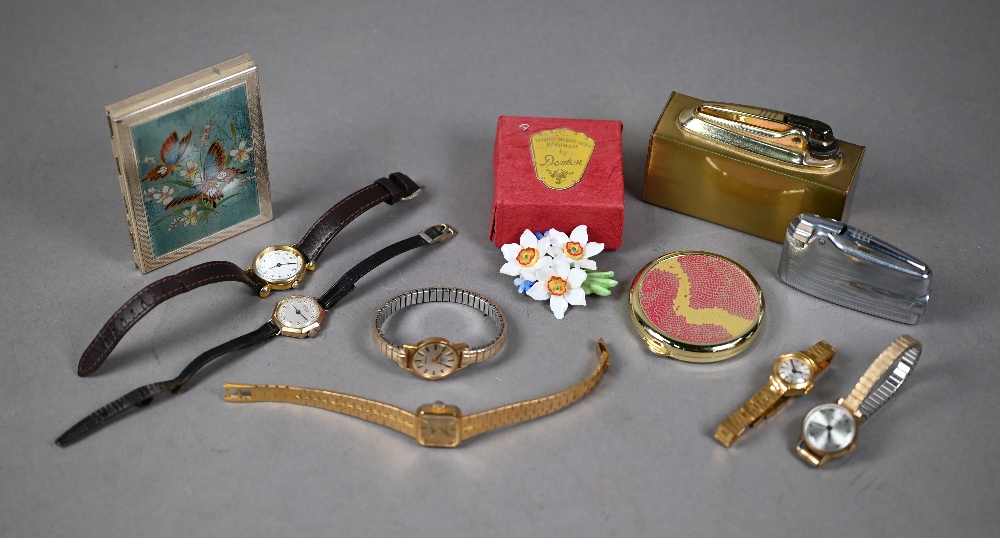 Lady's 9ct gold Vertex Reve wristwatch with 17-jewel movement, London 1967, four gilt metal - Image 2 of 5