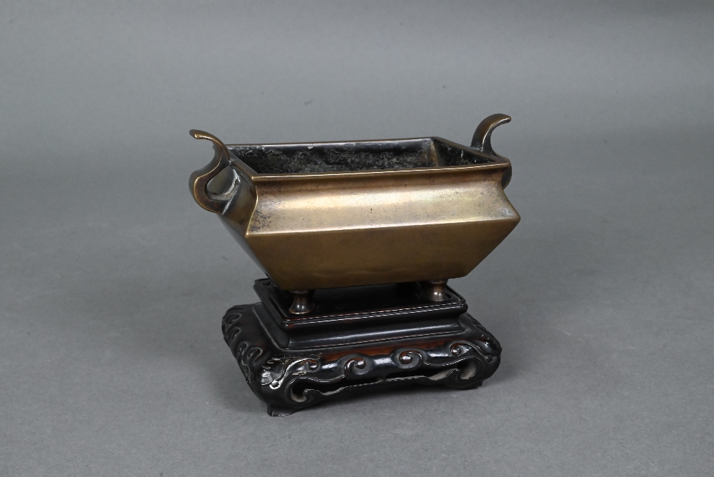 A 19th century Chinese censer or incense burner, late Qing dynasty, the tapered compressed