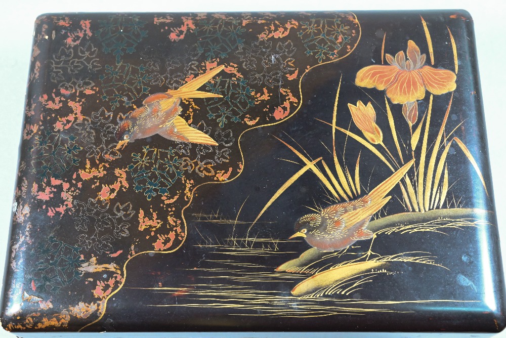 A Japanese Kyo-Satsuma Kinkozan potpourri vase and reticulated cover painted by Sozan, Meiji - Image 19 of 26