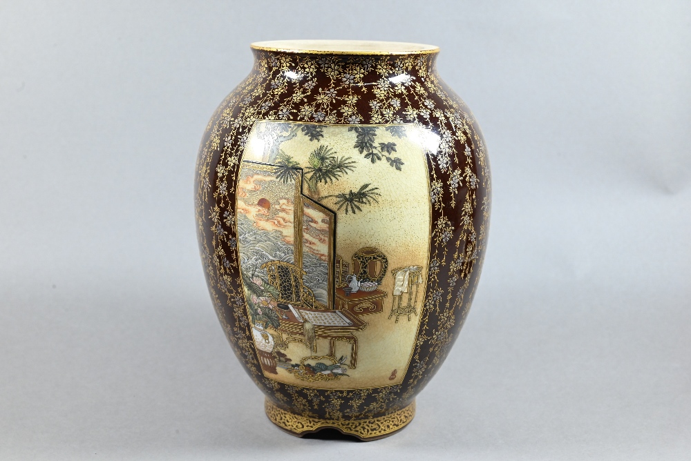 A Japanese Kyo-Satsuma Kinkozan potpourri vase and reticulated cover painted by Sozan, Meiji - Image 15 of 26
