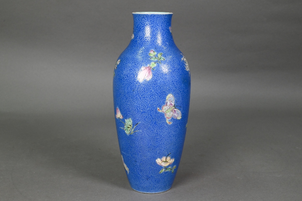 An early 20th century Chinese sgraffito blue ground vase, Republic period (1912-1949) the high - Image 2 of 11
