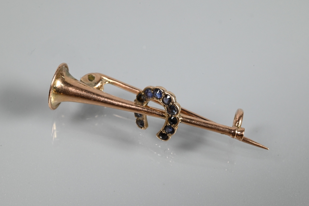 A Victorian yellow gold bar brooch with central bloomed gold rectangle with starburst diamond to - Image 3 of 5