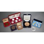 Cased set of five 1988 Seoul Olympics commemorative coins including three sterling silver coins to/w