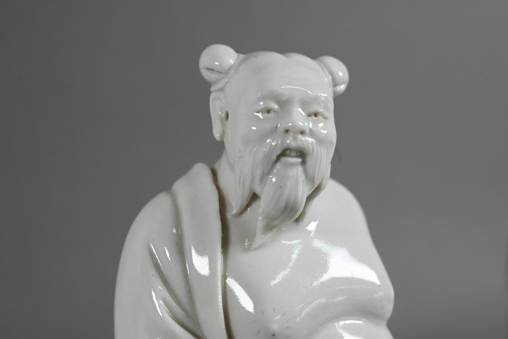 Four late 19th or early 20th century Chinese blanc-de-chine dehua porcelain figures of Daoist - Image 5 of 7