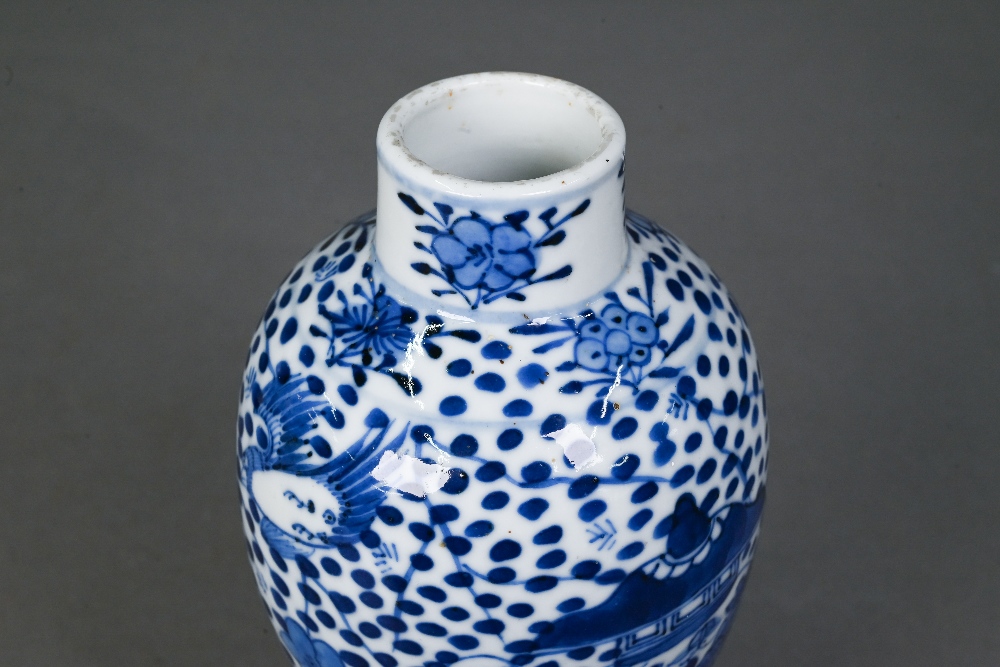 A pair of late 19th century Chinese blue and white Nanjing export baluster vases, Qing dynasty, - Image 15 of 15