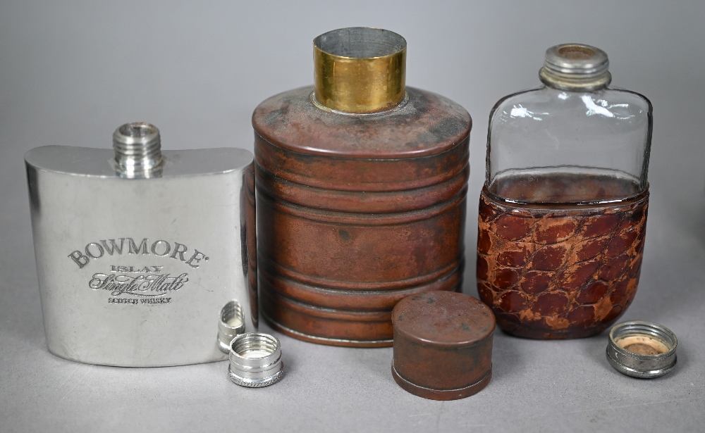 Victorian brass and mahogany three-draw pocket telescope, 40 cm extended to/w a vintage German AGC - Image 3 of 4