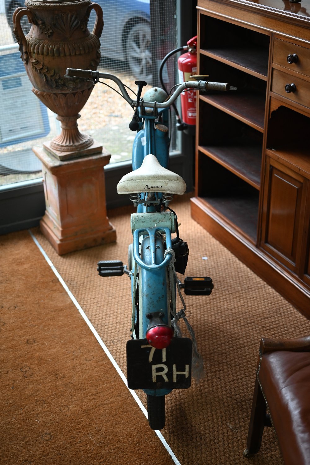 A classic Mobylette 50cc moped, registered April 1960, with registration plate 71 CRH (non - Image 4 of 4