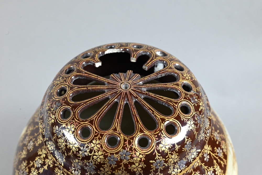 A Japanese Kyo-Satsuma Kinkozan potpourri vase and reticulated cover painted by Sozan, Meiji - Image 13 of 26
