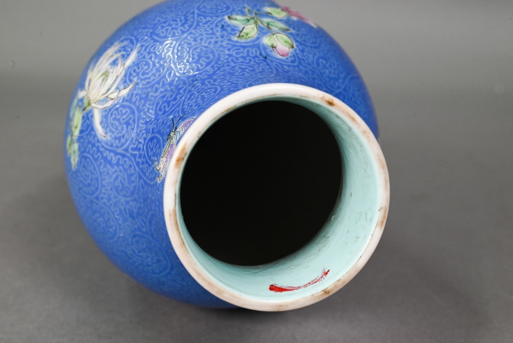 An early 20th century Chinese sgraffito blue ground vase, Republic period (1912-1949) the high - Image 8 of 11