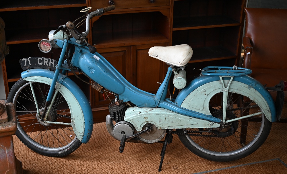 A classic Mobylette 50cc moped, registered April 1960, with registration plate 71 CRH (non - Image 3 of 4