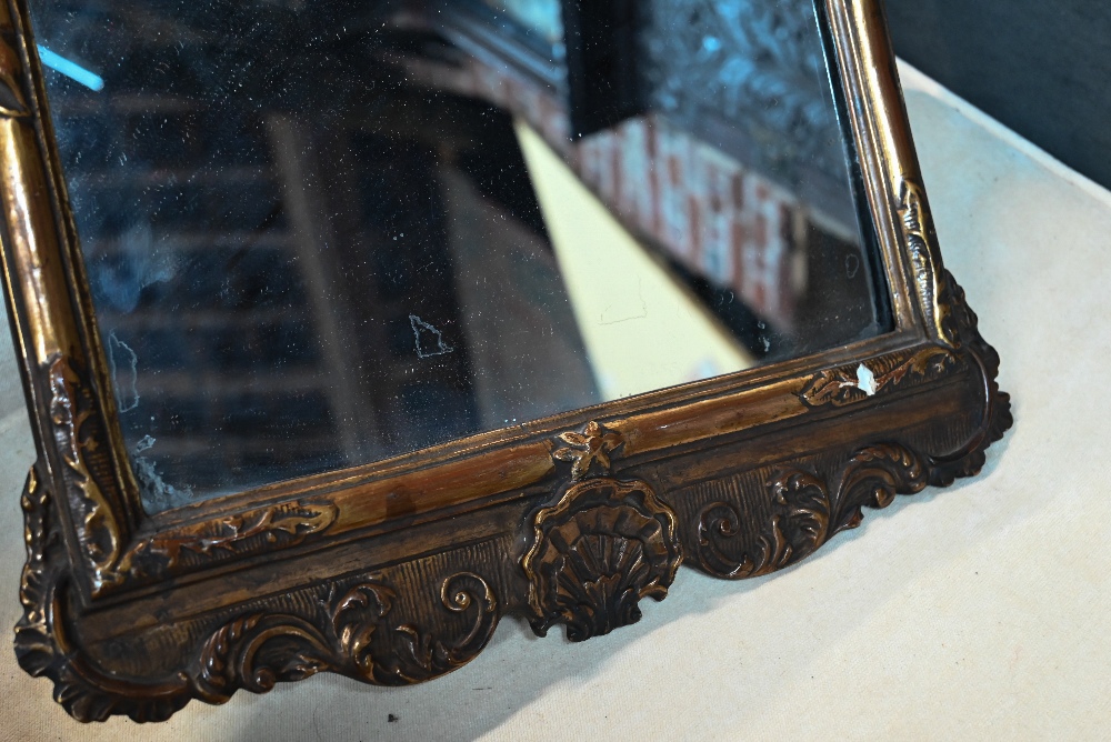 An antique giltwood and gesso mirror, 62 cm x 40 cm - Image 2 of 4