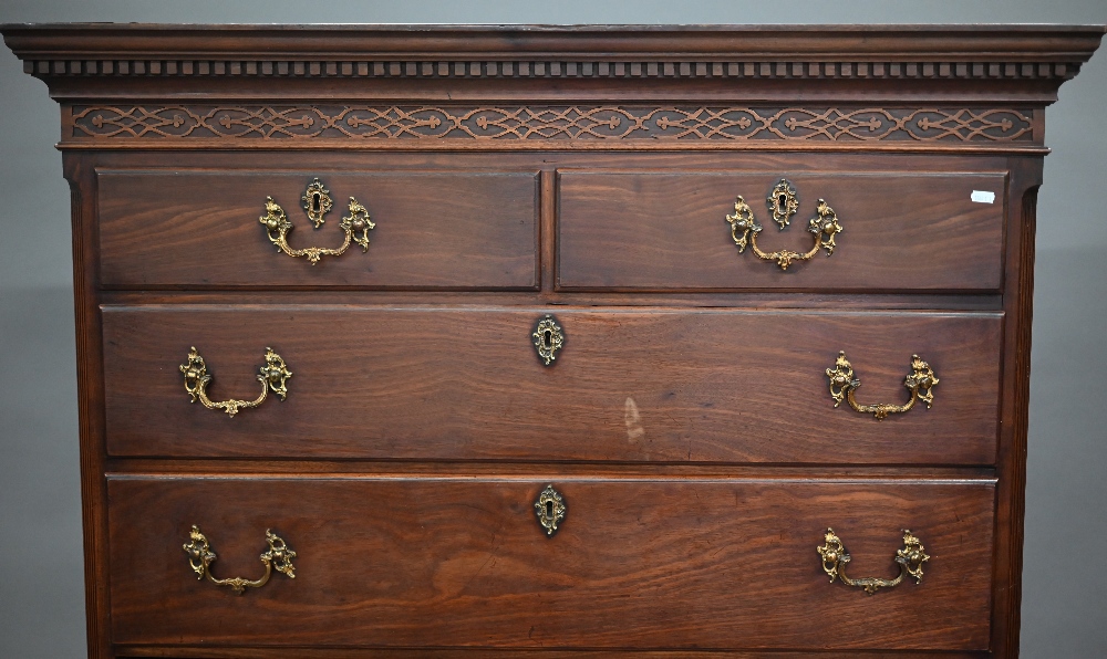 A George III mahogany chest on chest, the dentil moulded cornice over a blind fret frieze, two short - Image 5 of 5