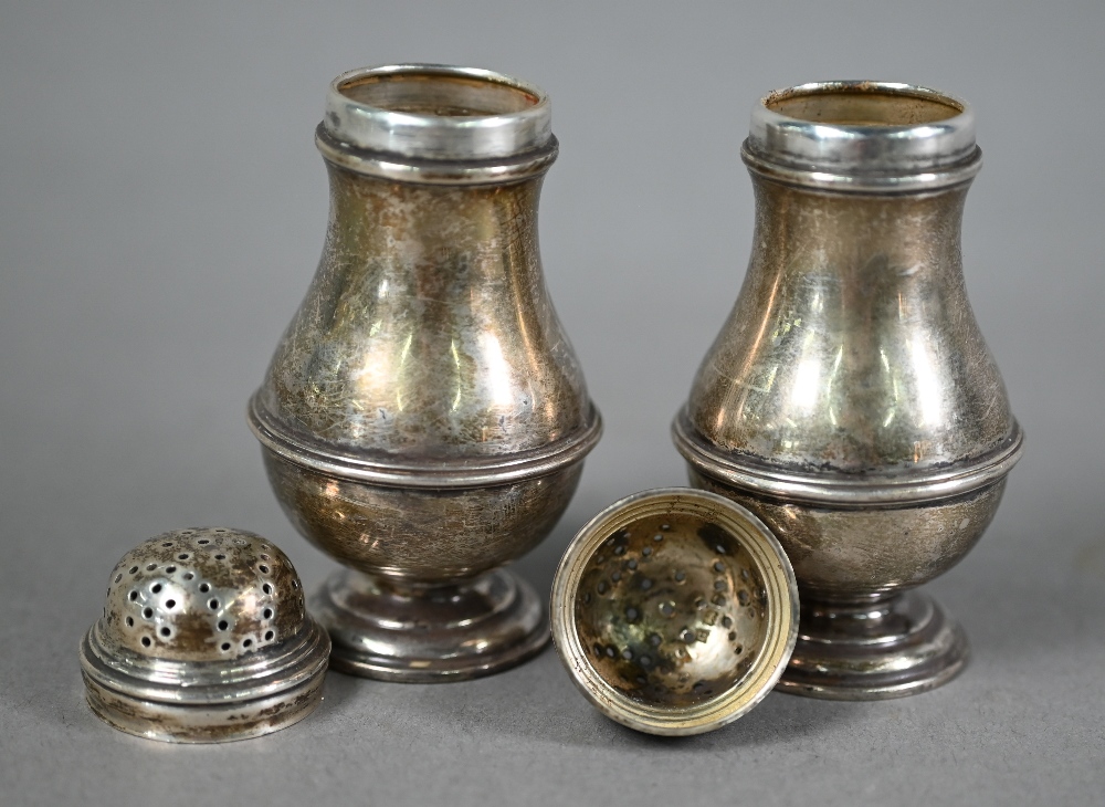 Set of four Victorian silver salt spoons with gilt bowls, on twist stems with Apostle finials, - Image 3 of 3