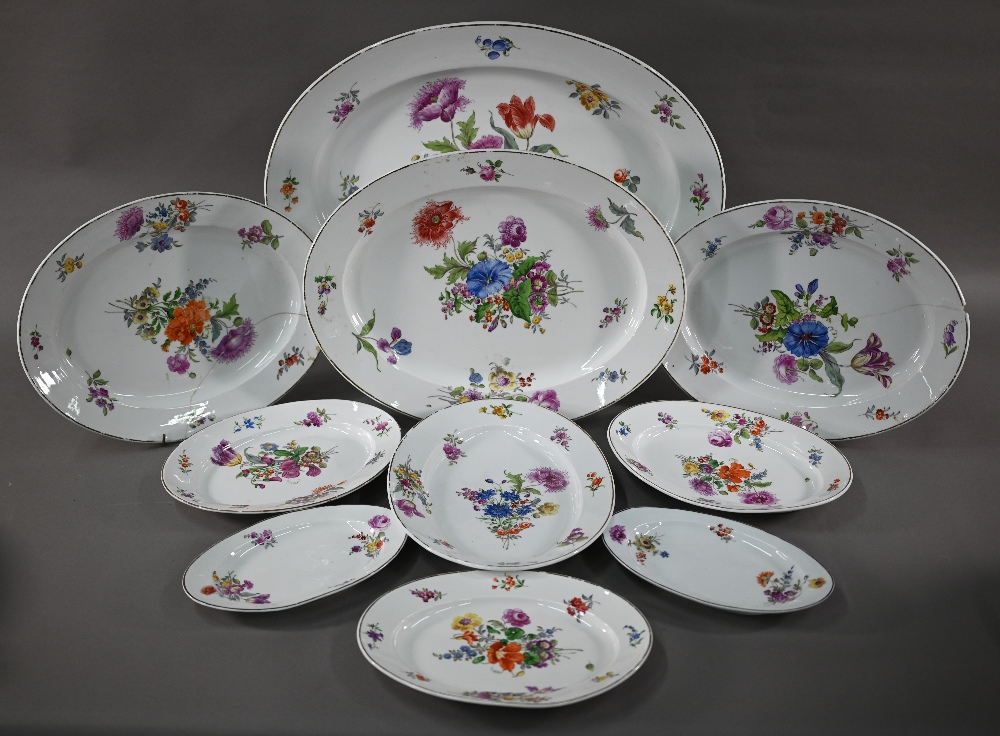 Quantity of  Dresden and Meissen outside-decorated dinner ware, with floral sprays, comprising; a - Image 4 of 8