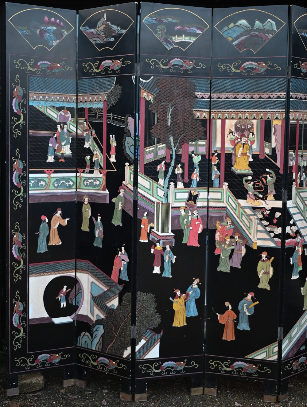 A substantial early 20th century Chinese eight-panel folding screen - Image 5 of 8