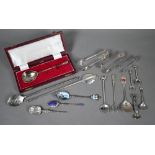 Small quantity of silver flatware inc cased seal-top preserve spoon, 2.7oz, to/w various Continental