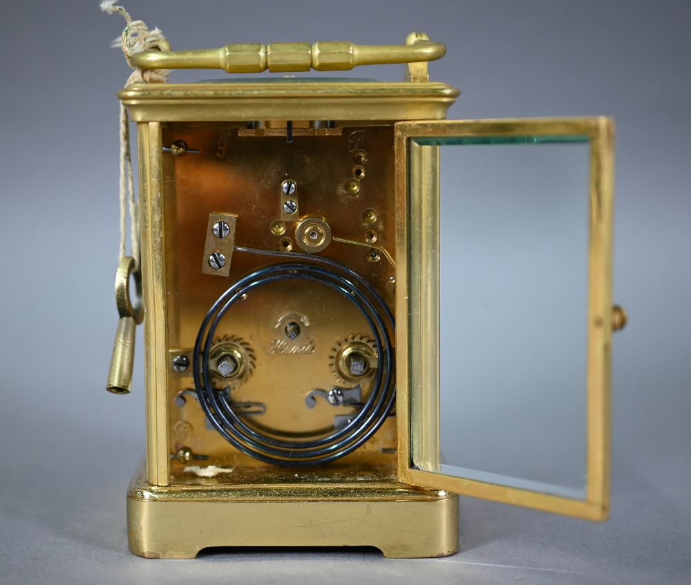 A French lacquered brass 8-day twin drum hour repeat carriage clock, with white enamelled roman - Image 4 of 4