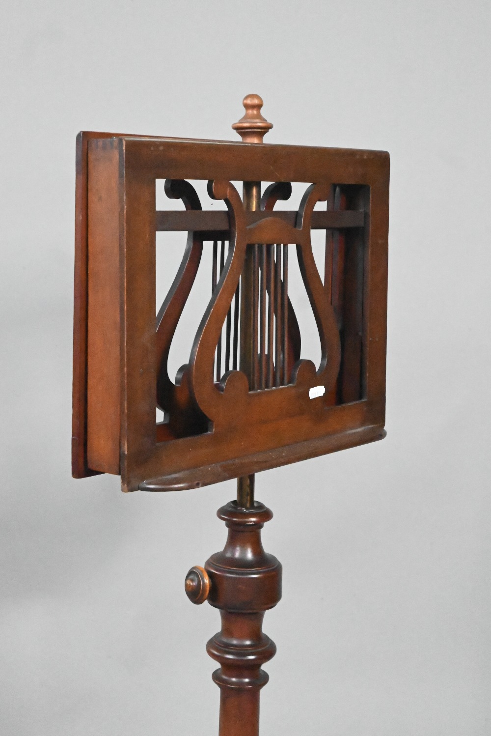 A Victorian mahogany duet music stand, the adjustable lyre centred easels raised on a brass pole - Image 7 of 7