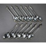 Victorian set of twelve silver teaspoons with Apostle finials, Edmond Johnson, London 1895, 6.1oz