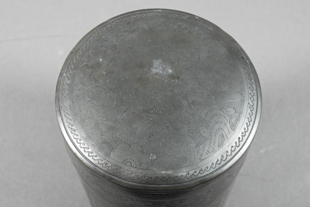An early 20th century Chinese Swatow lead tea caddy and cover of cylindrical form, richly engraved - Image 9 of 9