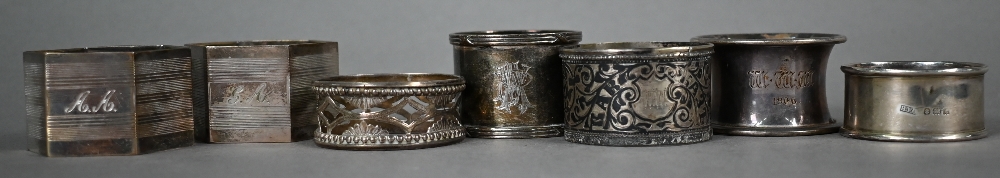 Cased pair of hexagonal napkin rings, The Alexander Clark Co. Ltd., Birmingham 1936, to/w four other - Image 3 of 4