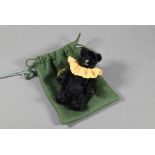 R. John Wright Dolls Inc. black felt 'Bitty Bear' with ruff collar, limited edition 103/350, 10cm,