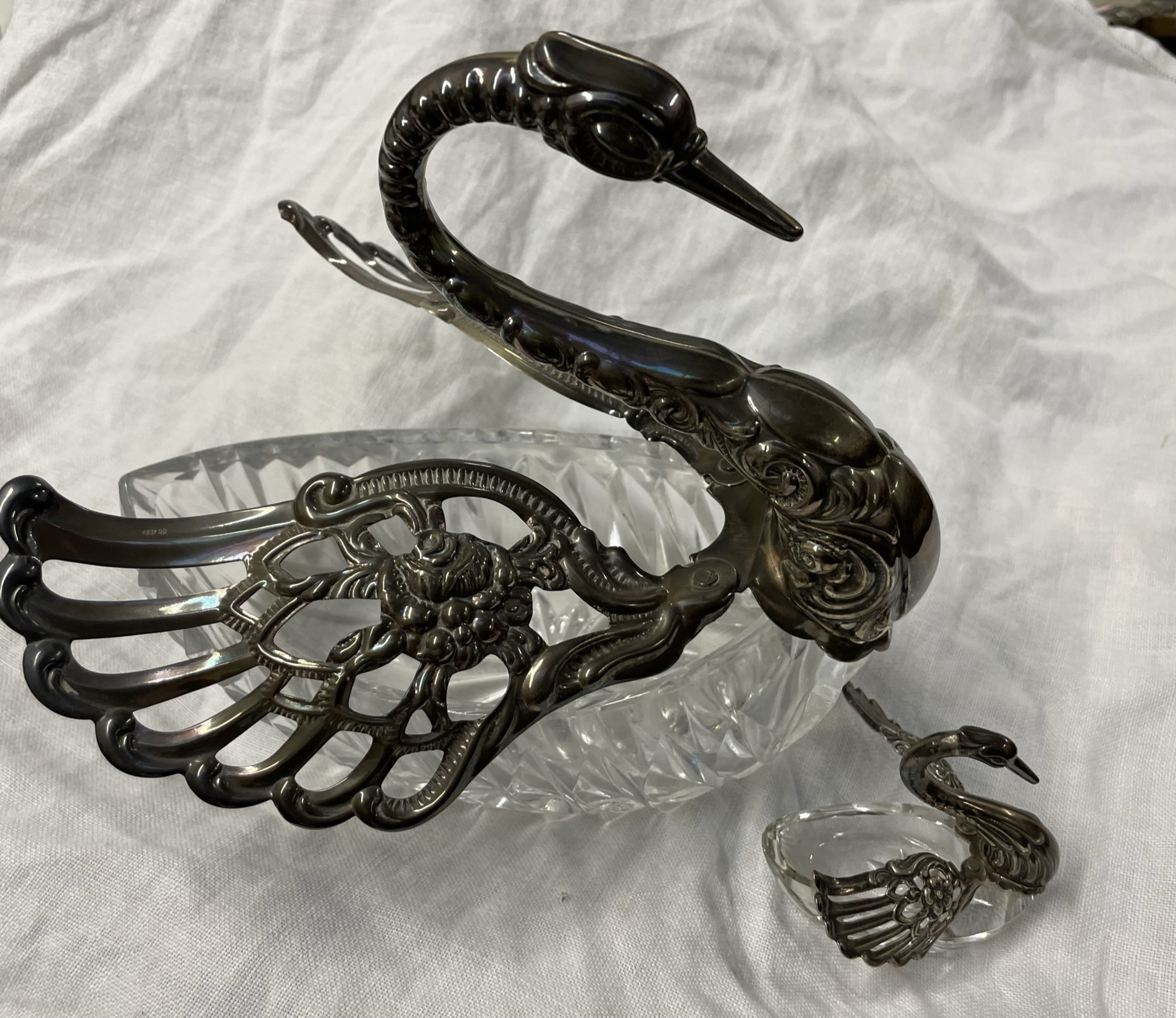A large silver and glass Swan trinket box, - Image 2 of 2