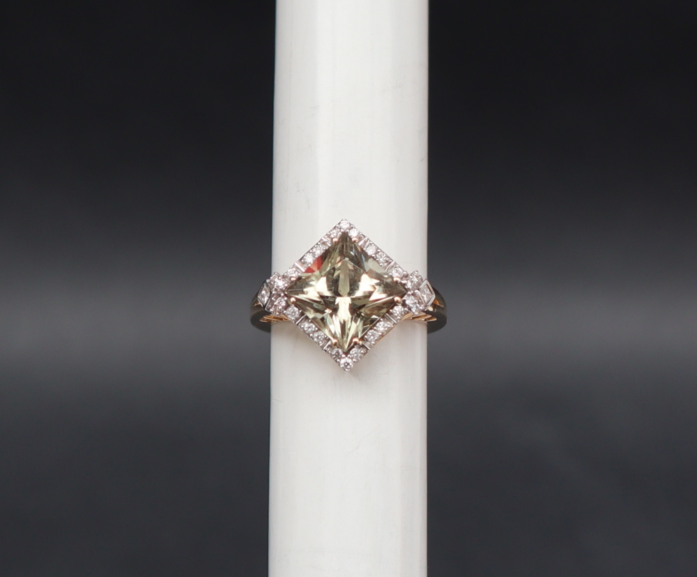 Gemporia - An 18ct gold cluster ring, set with a princess cut stone with yellow hue, - Image 2 of 6