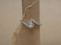 Gemporia - An 18ct gold diamond ring,