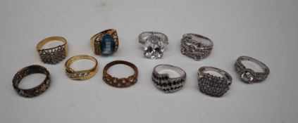 Ten assorted silver and silver gilt dress rings,