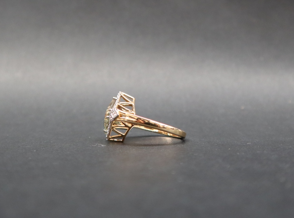 Gemporia - An 18ct gold cluster ring, set with a princess cut stone with yellow hue, - Image 5 of 6