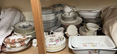 A Royal Worcester Mansfield pattern part dinner set together with Wedgwood plates,