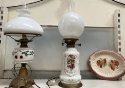 A porcelain oil lamp,