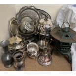 Assorted electroplated wares including dishes, dish covers,