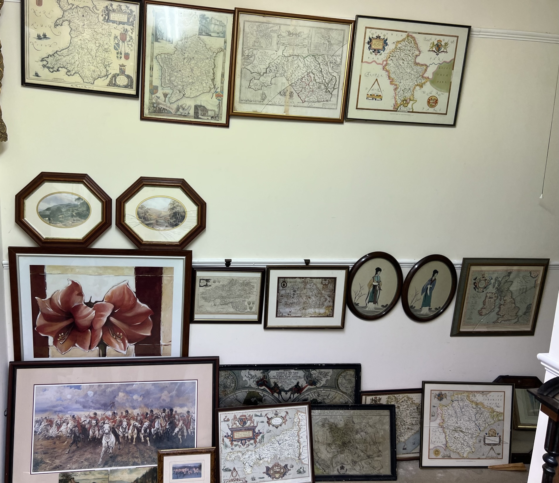 A collection of reproduction maps together with an oak framed wall mirror, - Image 2 of 2