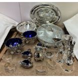 Assorted electroplated wares including cruet sets, napkin rings,