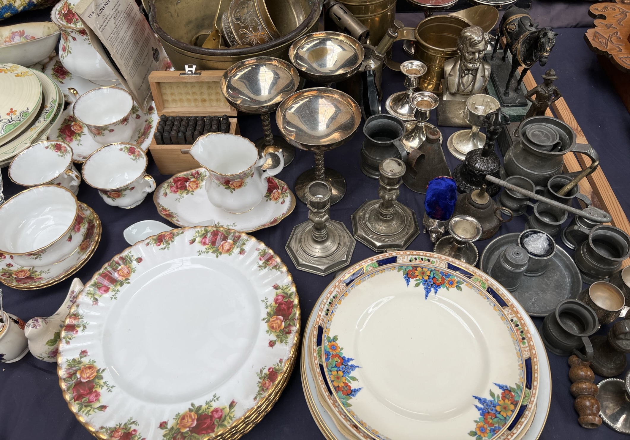 A large lot including Old Country Roses part dinner set together with a stein, vases, plates, - Image 2 of 5